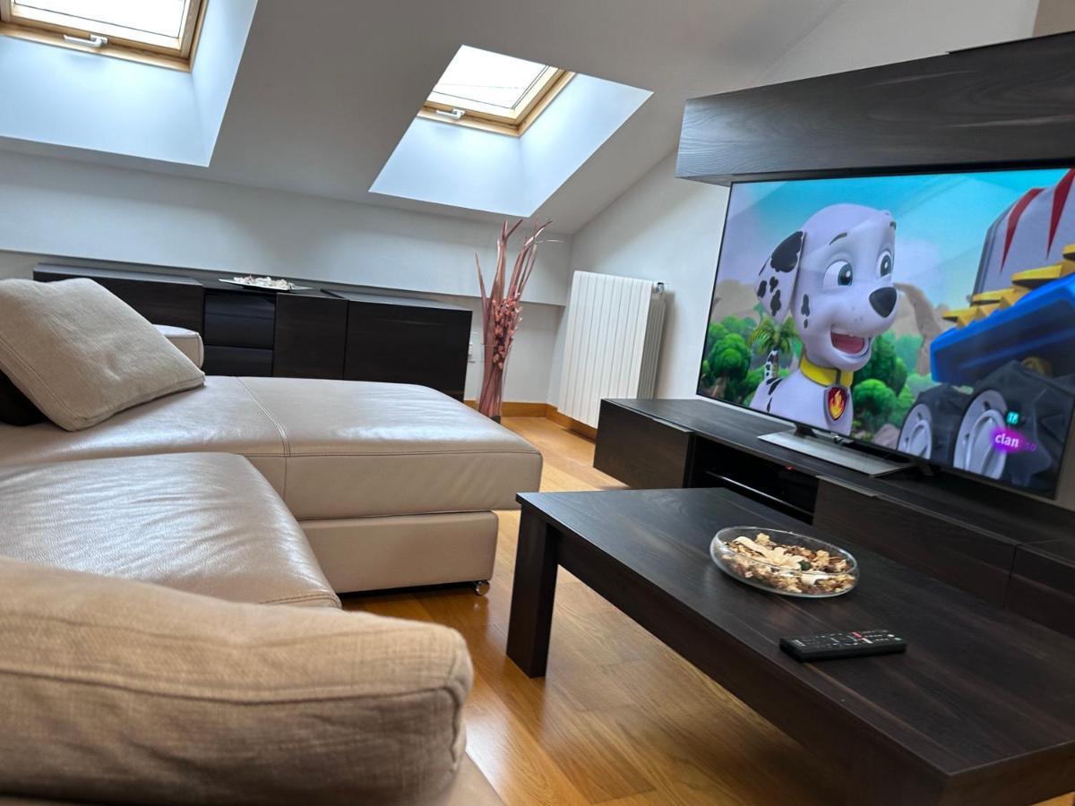 Apartamento Gran Via - Parking Gratis 萨拉曼卡 外观 照片