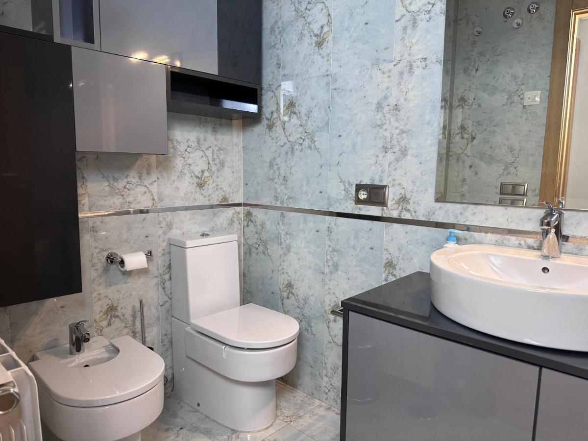 Apartamento Gran Via - Parking Gratis 萨拉曼卡 外观 照片