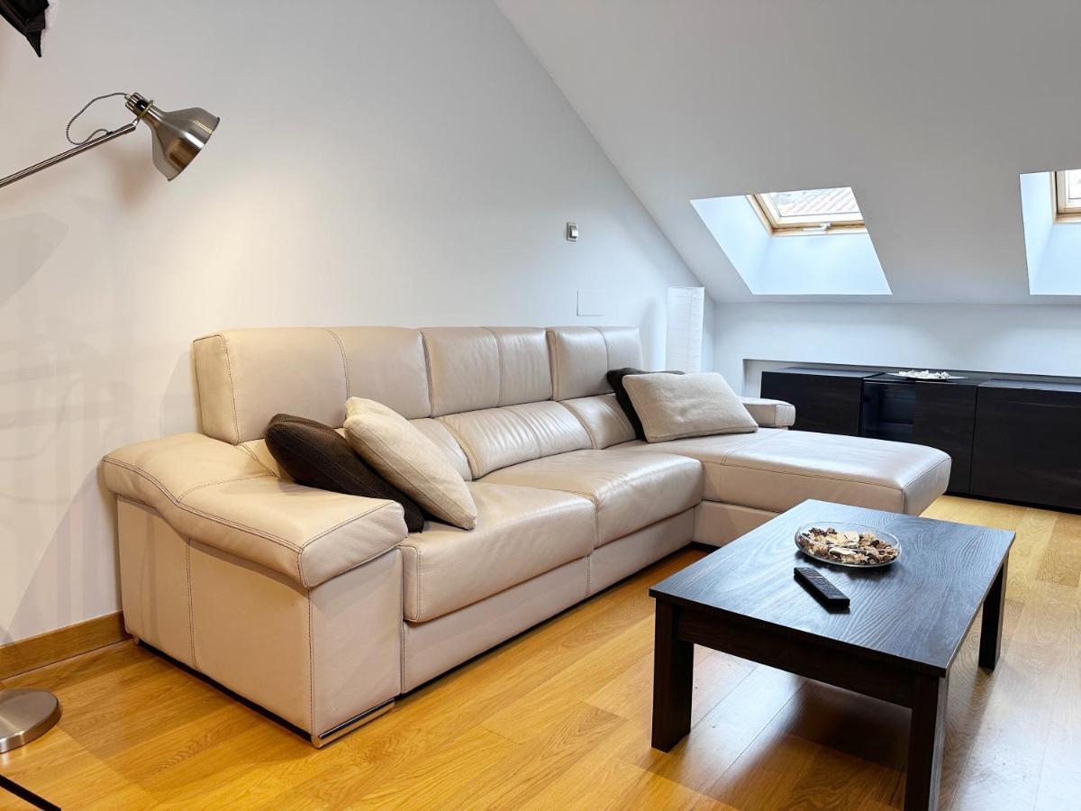 Apartamento Gran Via - Parking Gratis 萨拉曼卡 外观 照片
