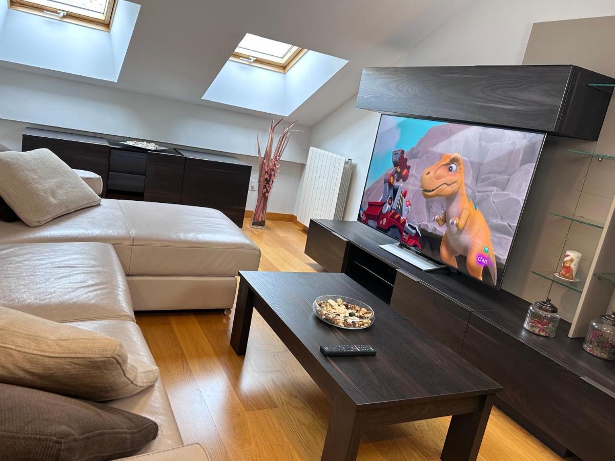 Apartamento Gran Via - Parking Gratis 萨拉曼卡 外观 照片