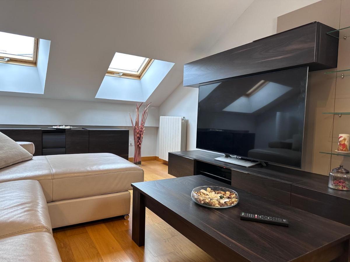 Apartamento Gran Via - Parking Gratis 萨拉曼卡 外观 照片